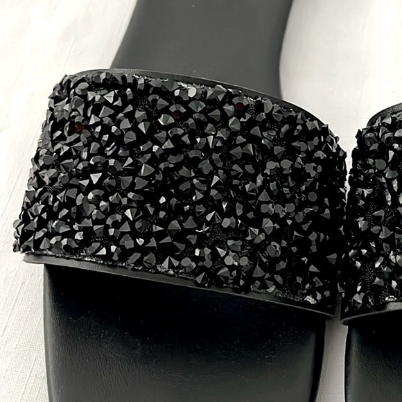 Black Textured Slip~Ons~ Slides / Dress Up or Down / Perfect For Summer - Picture 2 of 9